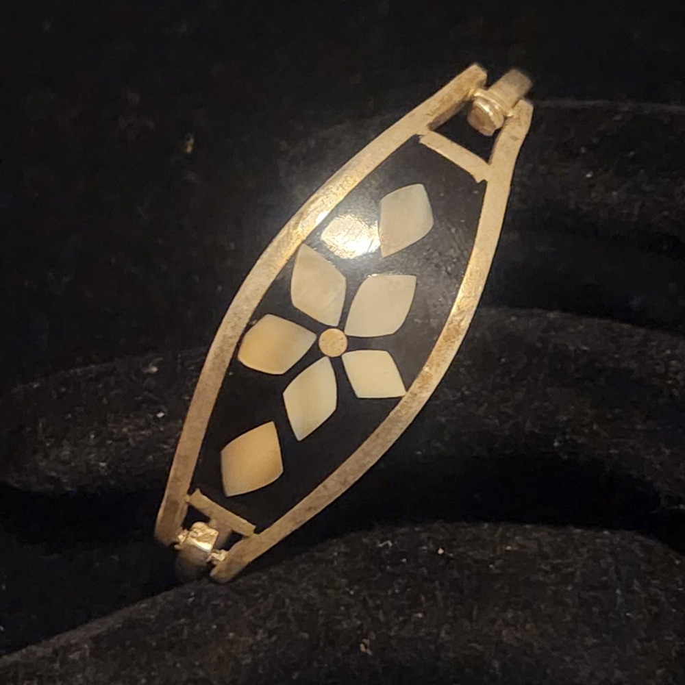 Silver Tone Mother of Pearl Floral Inlay Black Hinged kids‎ Bangle Bracelet